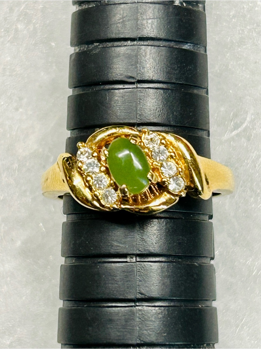 Vintage Gold-Plated Green Cabochon Rhinestone Ring Size 8 (c. 1975–1985)